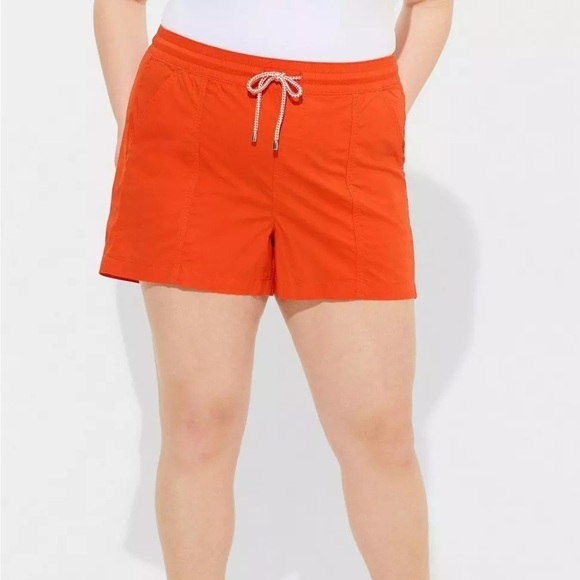 TORRID Pull-On High-Rise Poplin Yacht Short - Picture 4 of 4